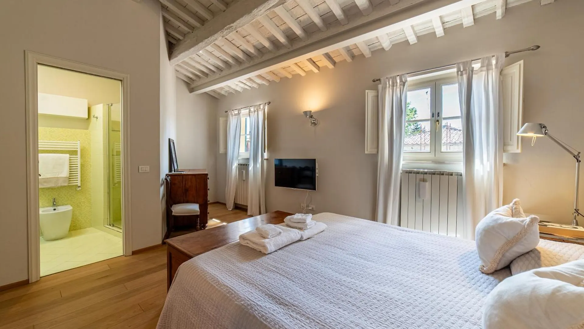 Charming Apartment In Lucca'S Historic Center 0*, Lucca Italy
