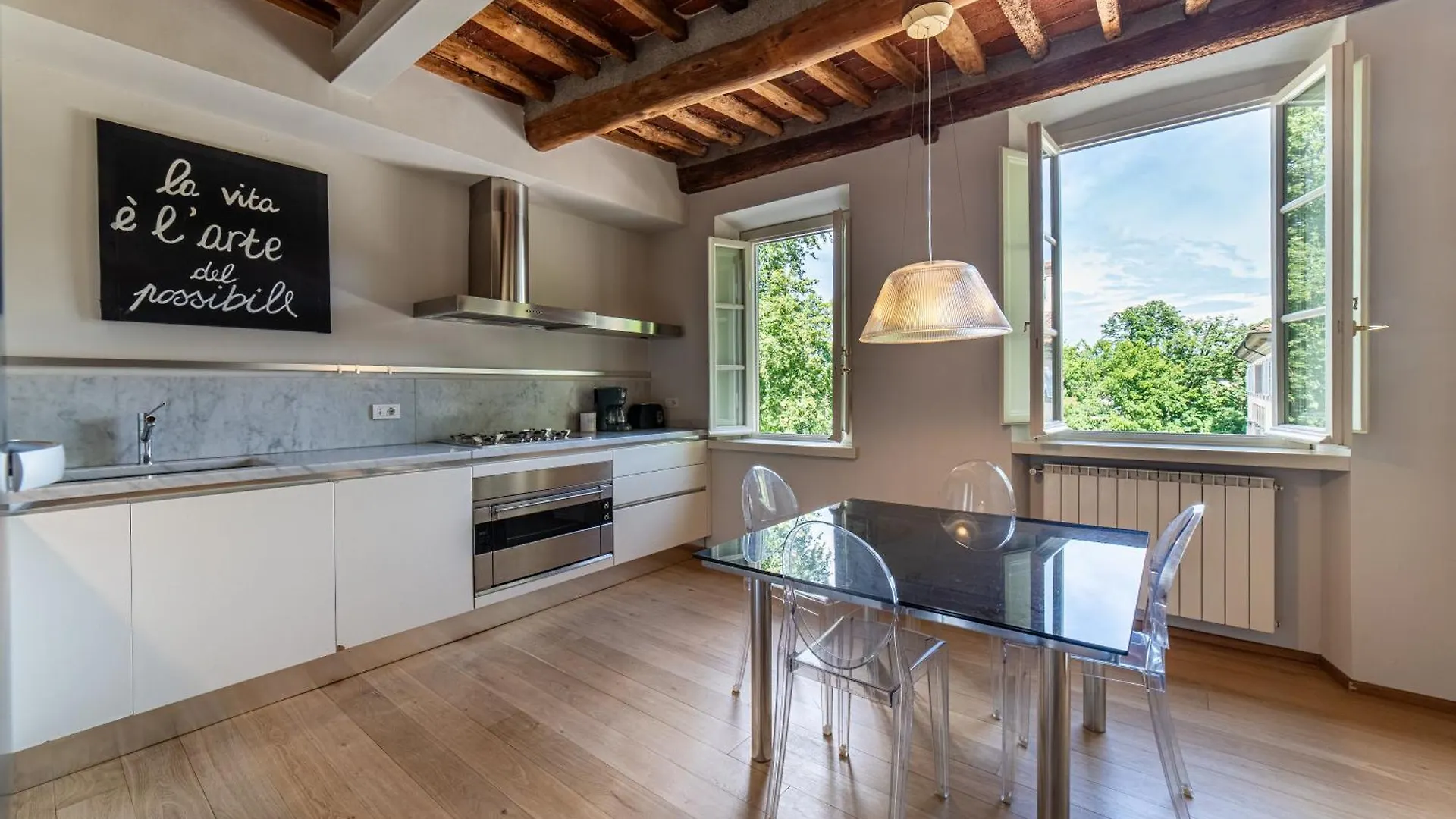 Charming Apartment In Lucca'S Historic Center