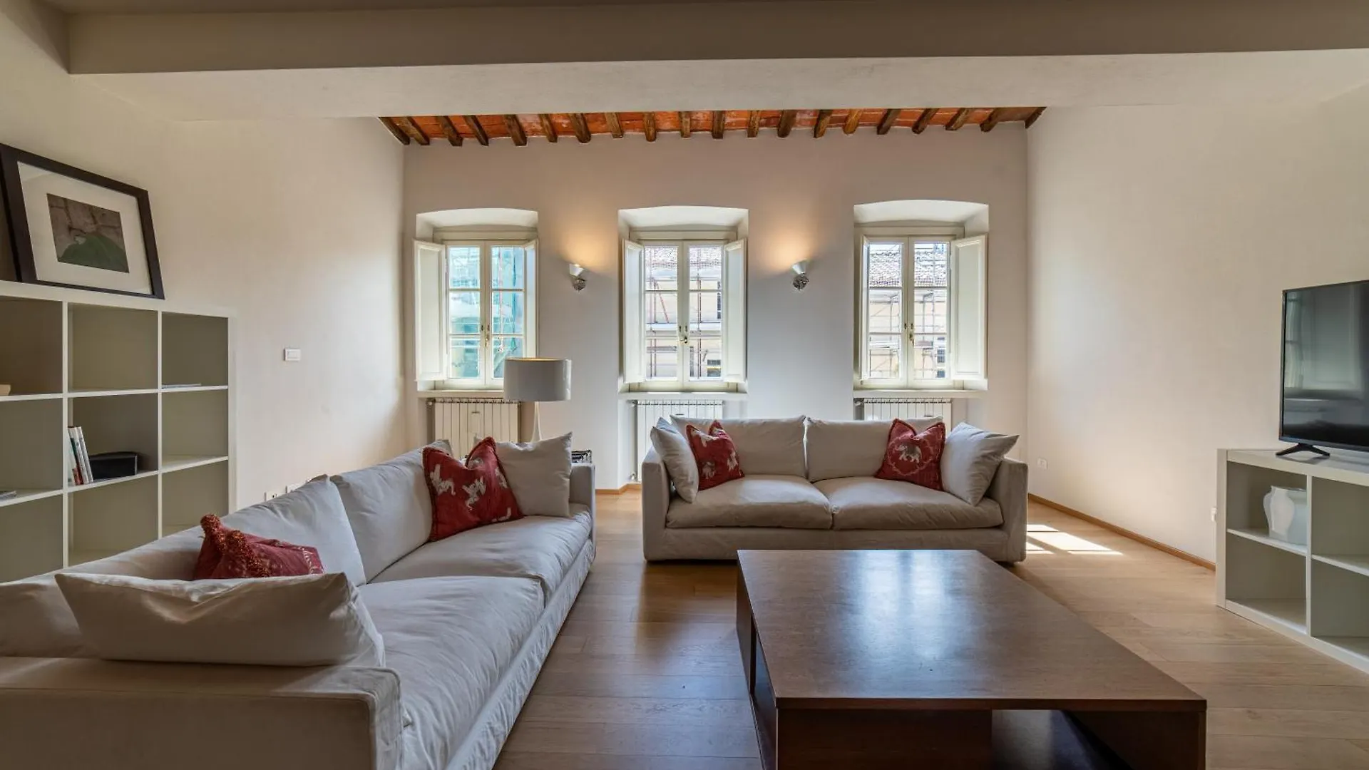Charming Apartment In Lucca'S Historic Center