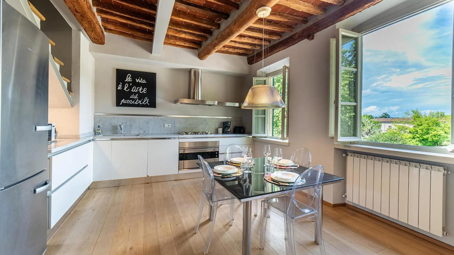 Charming Apartment In Lucca'S Historic Center Italy